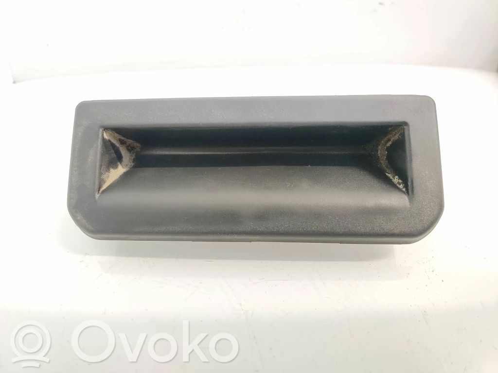 Volkswagen T-Cross Tailgate opening switch 