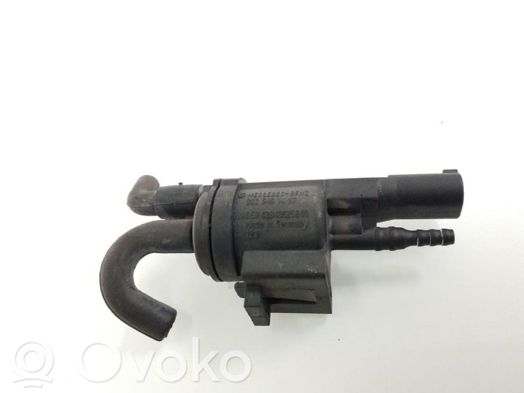 Mercedes-Benz C W203 Vacuum valve 