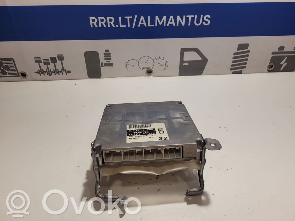 Toyota Corolla E120 E130 Engine control unit/module 