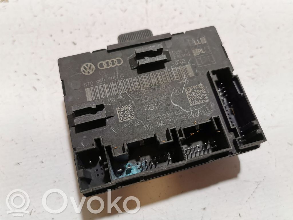 Audi A5 8T 8F Door control unit/module 