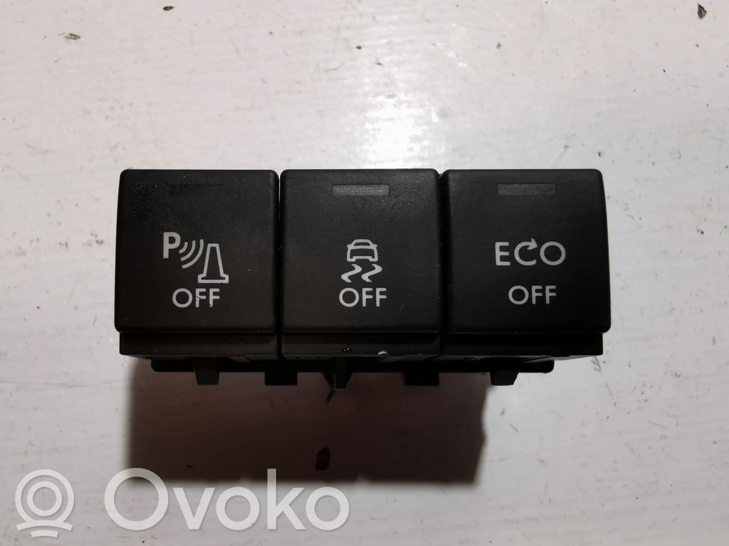 Citroen DS5 A set of switches 