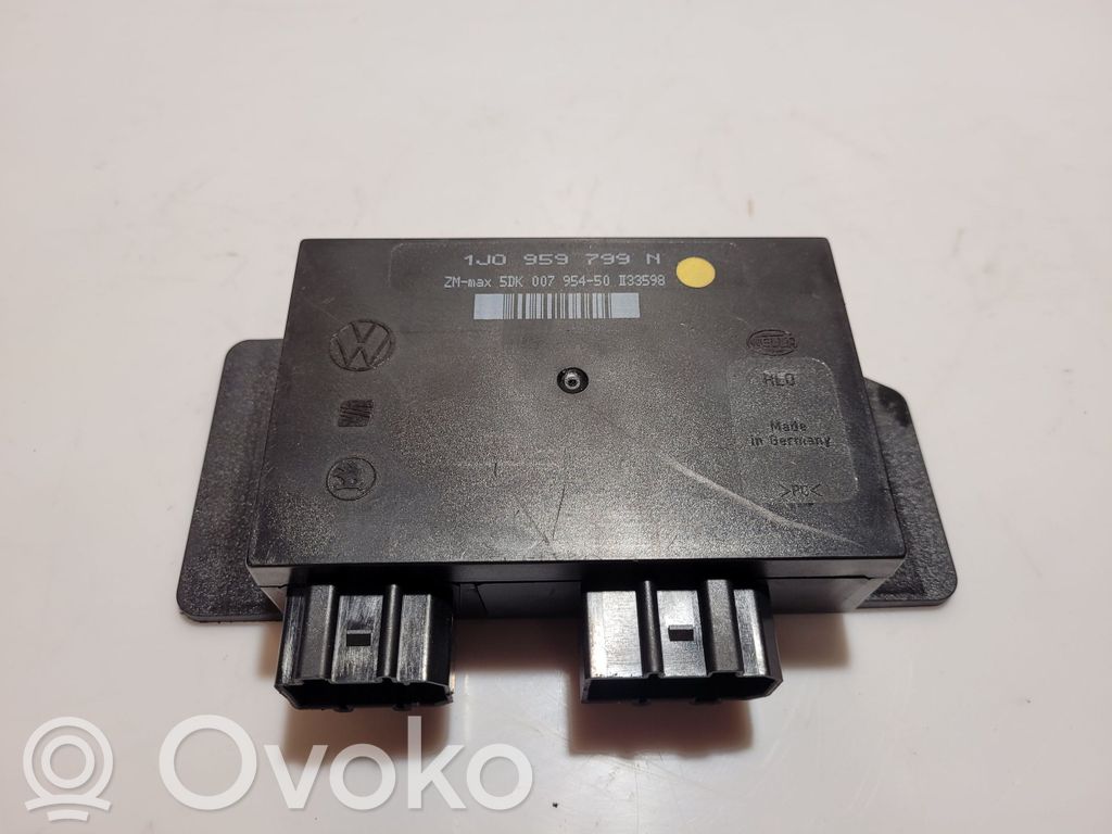 Volkswagen PASSAT B5 Module confort 