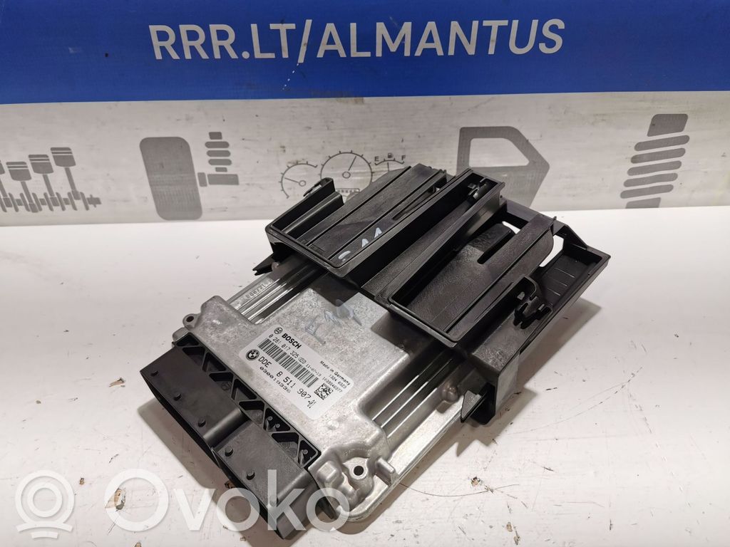 BMW 5 F10 F11 Engine control unit/module 