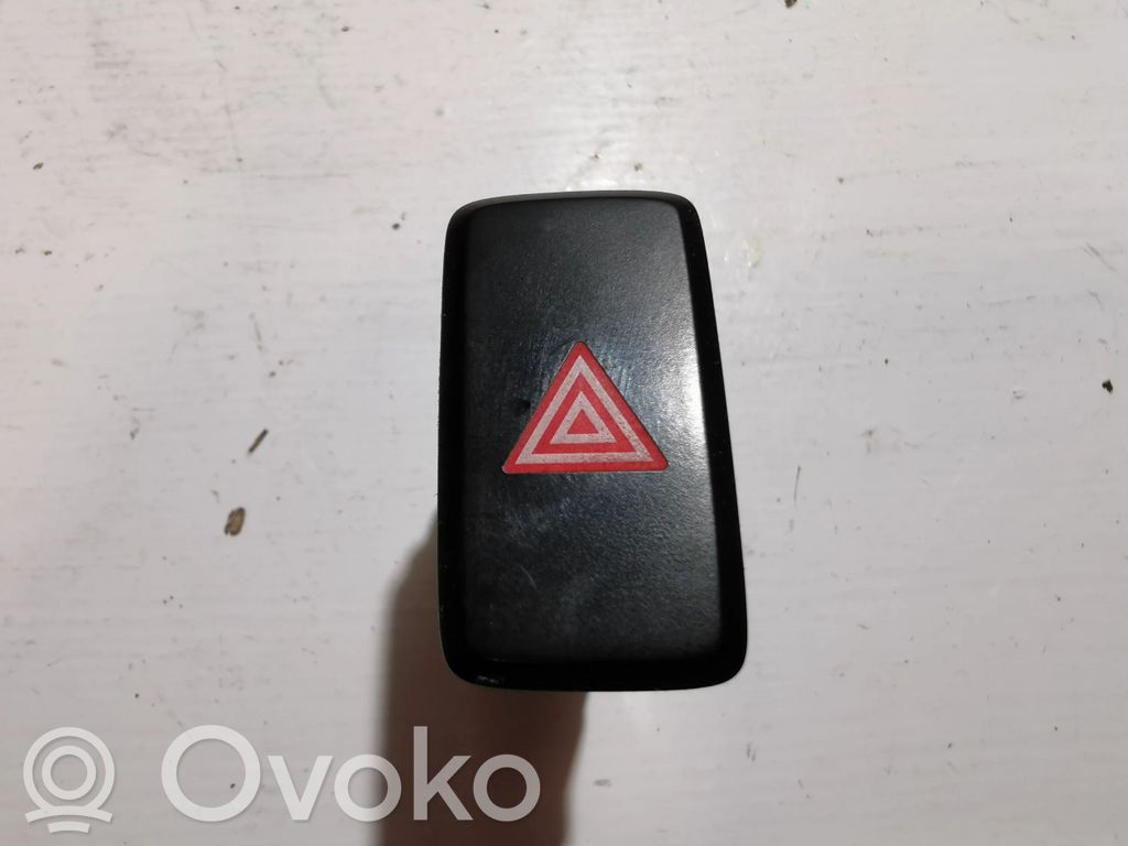 KIA Ceed Hazard light switch 