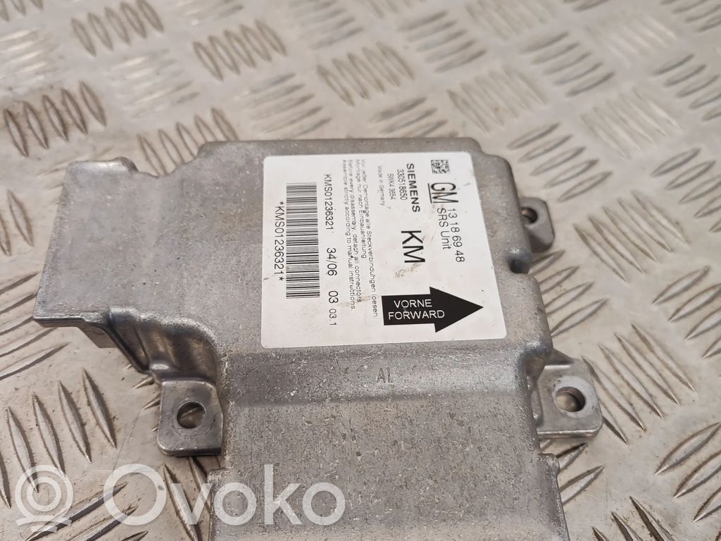 Opel Vectra C Airbag control unit/module 