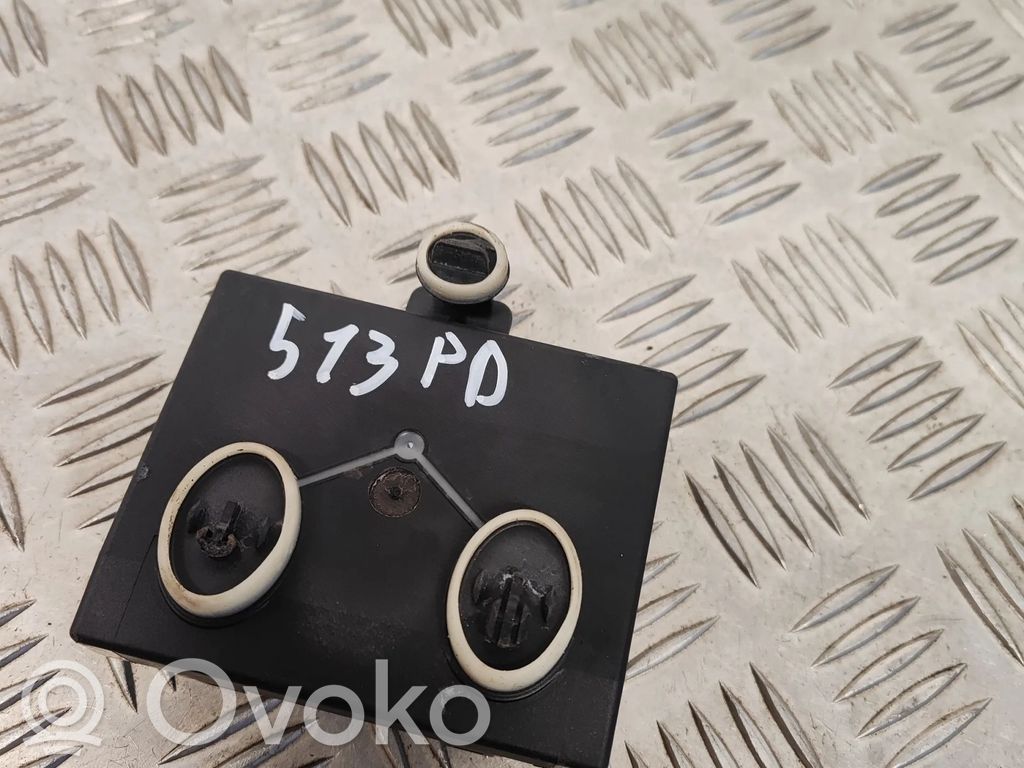 Volkswagen PASSAT B8 Door control unit/module 