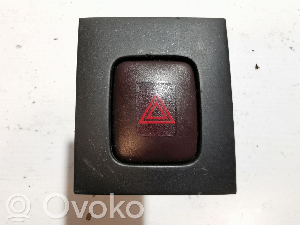 Volvo V70 Hazard light switch 