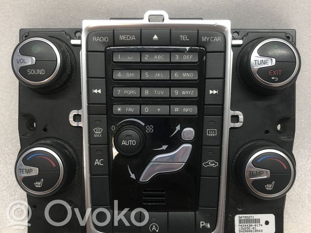 Volvo V60 Climate control unit 