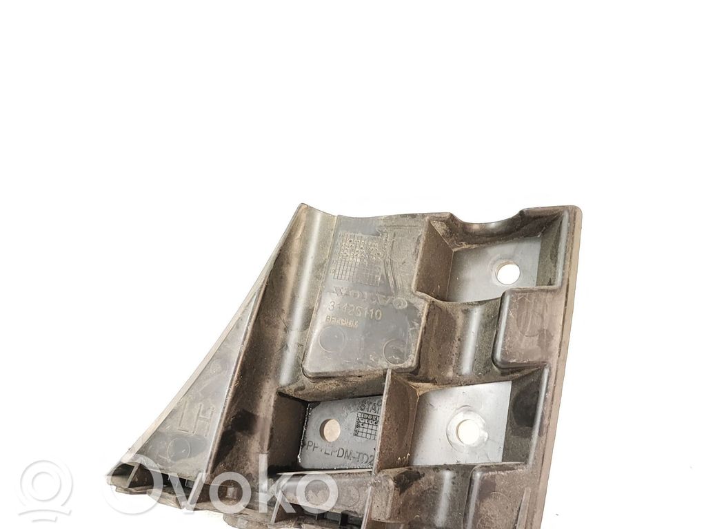 Volvo V40 Front bumper mounting bracket 
