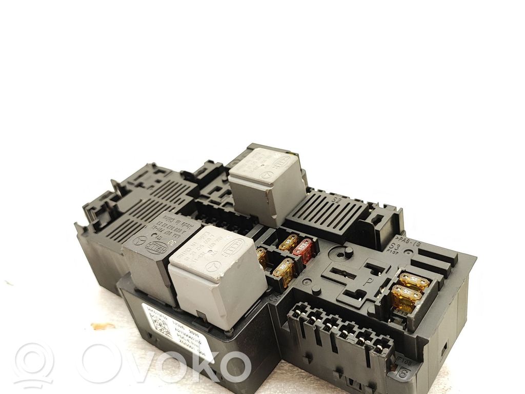 Ramka / Moduł bezpieczników   A2139062202