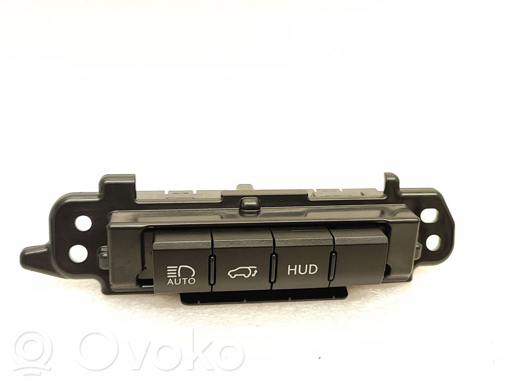 Lexus RX 450H A set of switches 
