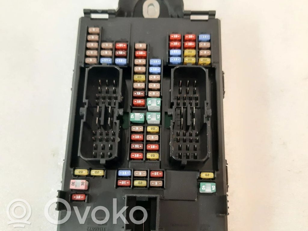 Volvo S90, V90 Fuse module 