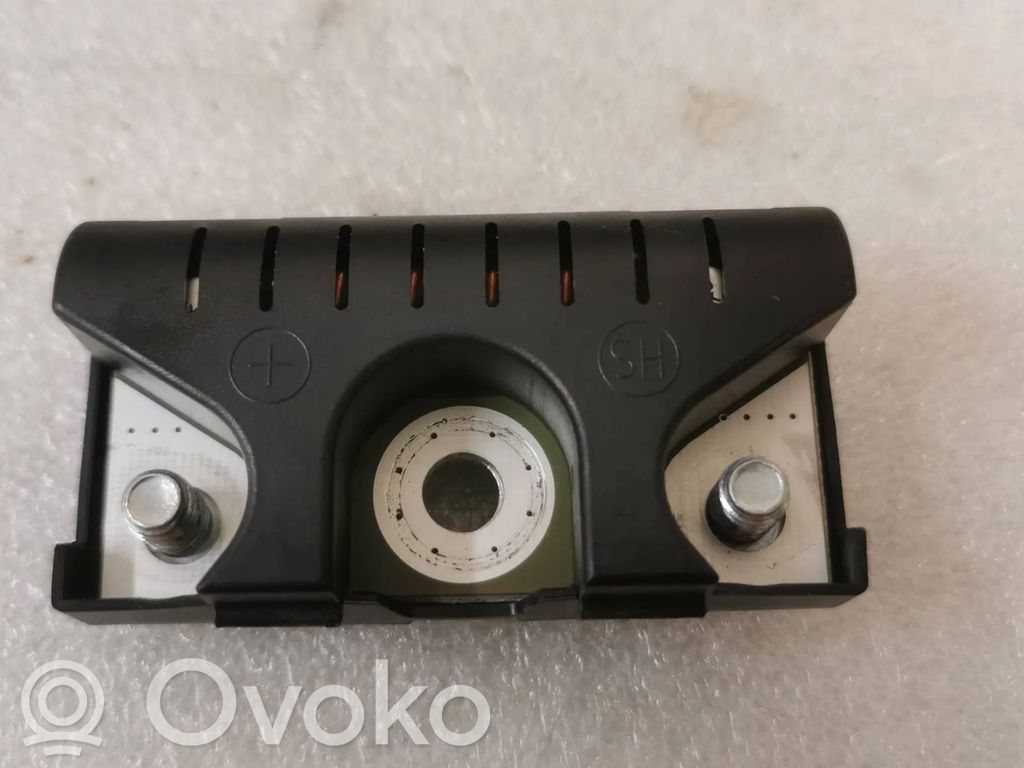 Audi A3 8Y Aerial antenna amplifier 