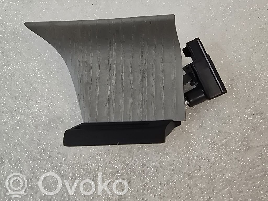 Volvo XC40 Panel trim 