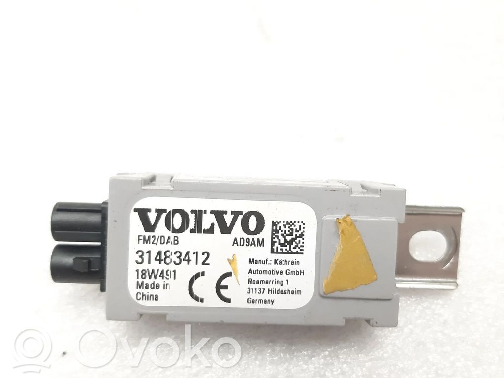 Volvo XC90 Antenos stiprintuvas 