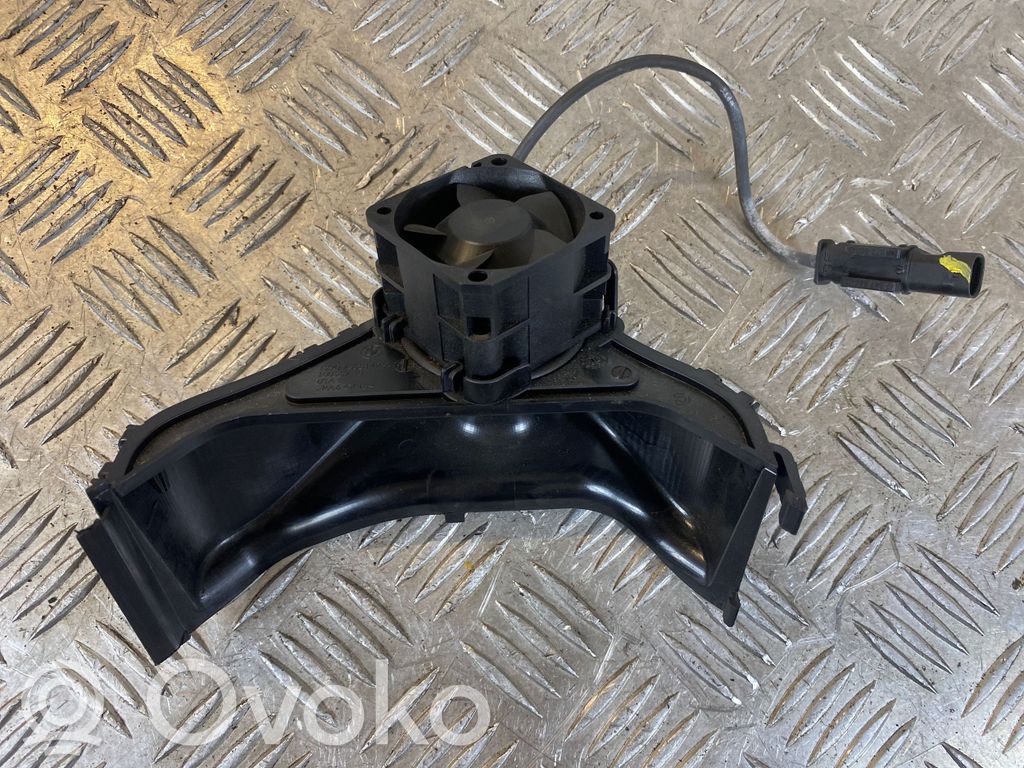 BMW X5 E70 Engine control unit/module fan 