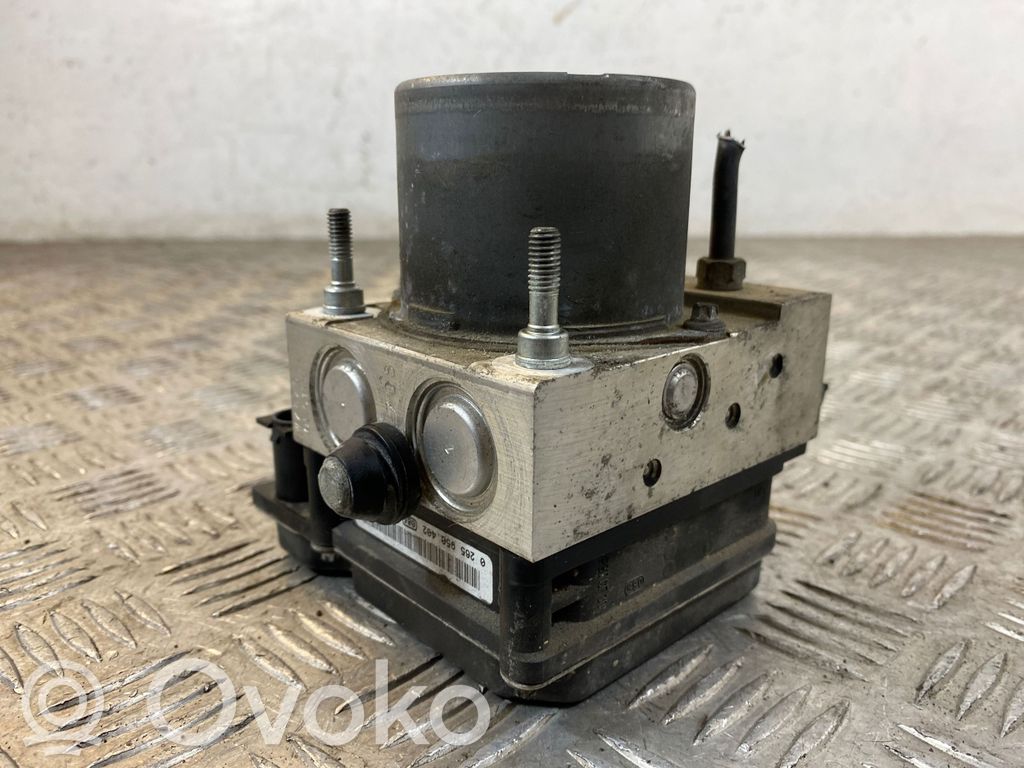 Opel Corsa D ABS bloks 