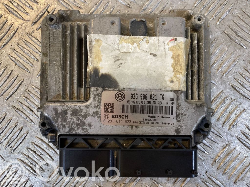 Volkswagen Golf V Engine control unit/module 