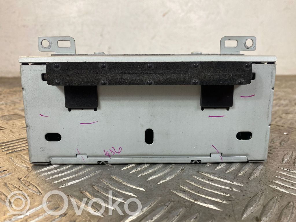 Ford Focus Radio/CD/DVD/GPS head unit 