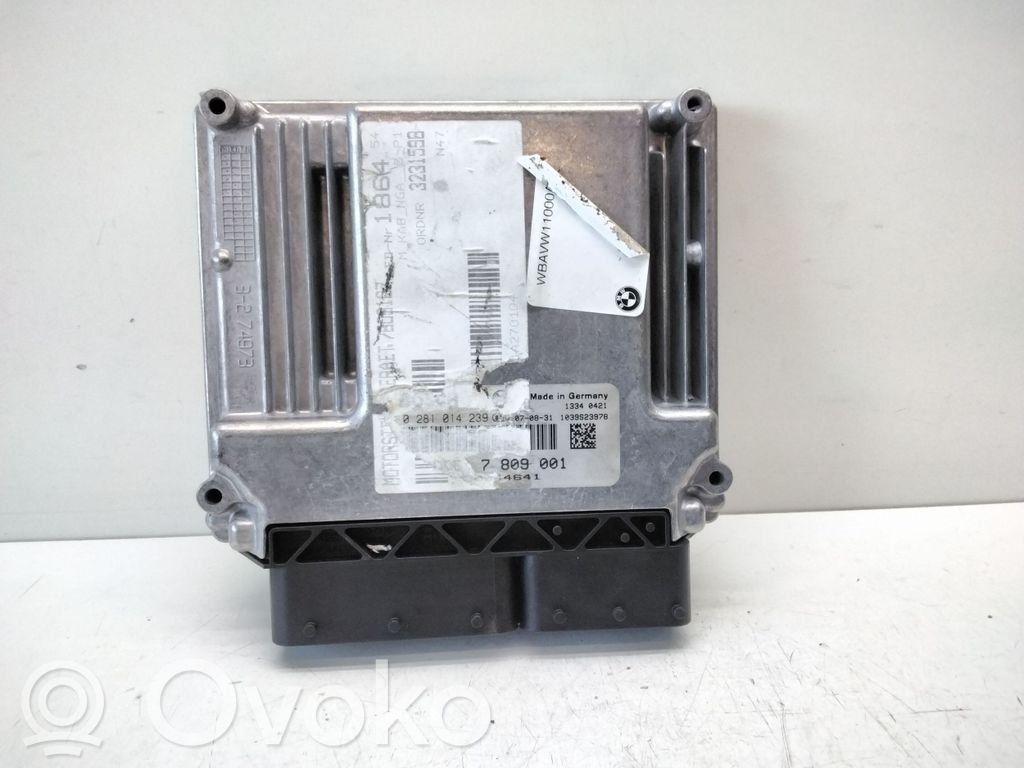 BMW 3 E90 E91 Variklio valdymo blokas 