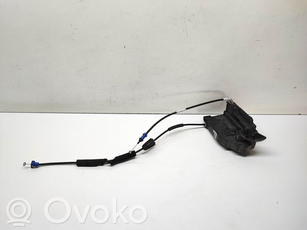 Citroen C4 II Picasso Front door lock 