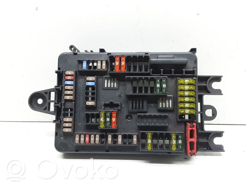 BMW 1 F20 F21 Fuse module 