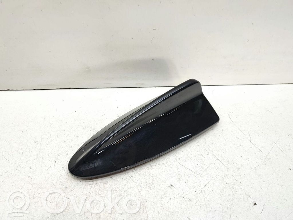 Osłona anteny dachowej GPS   9129639