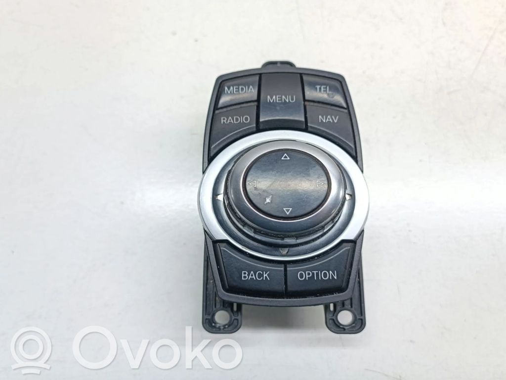 BMW 3 F30 F35 F31 Multimediju kontrolieris 