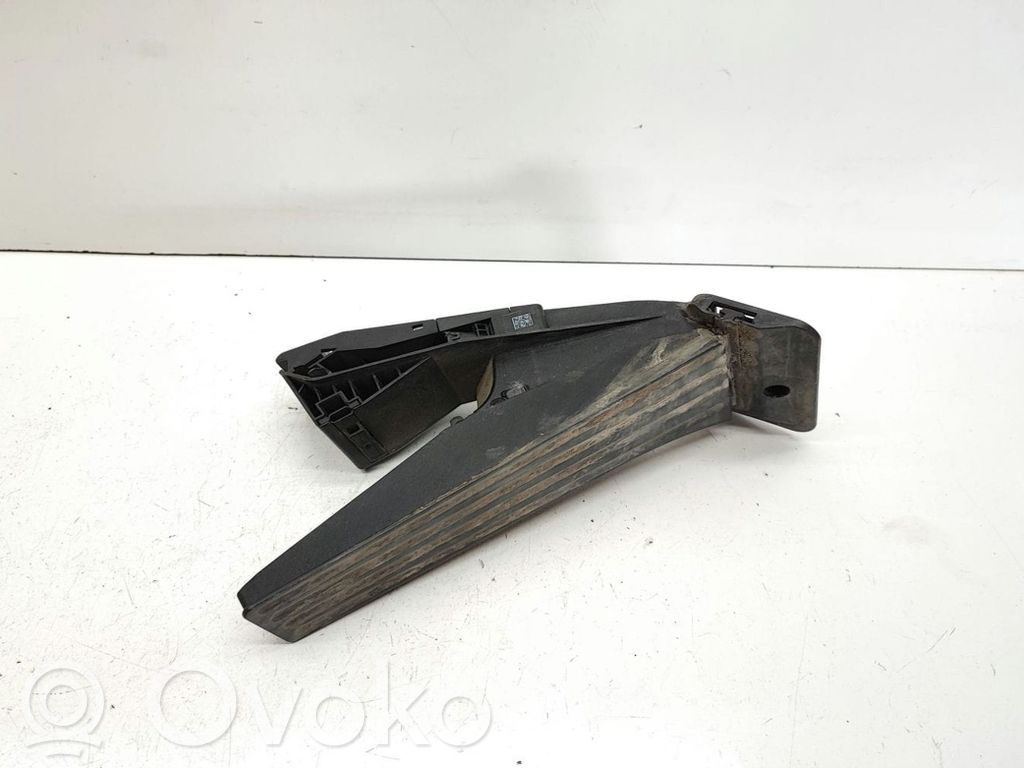 BMW 5 E60 E61 Akceleratoriaus pedalas 