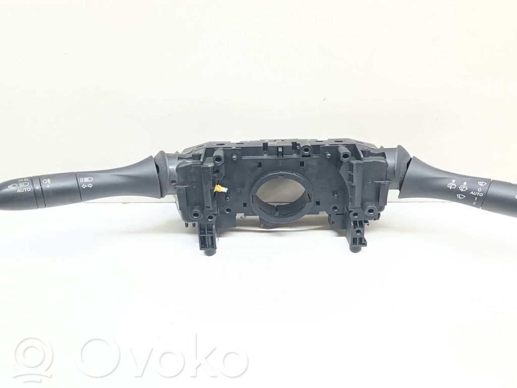 Renault Espace V (RFC) Wiper turn signal indicator stalk/switch 