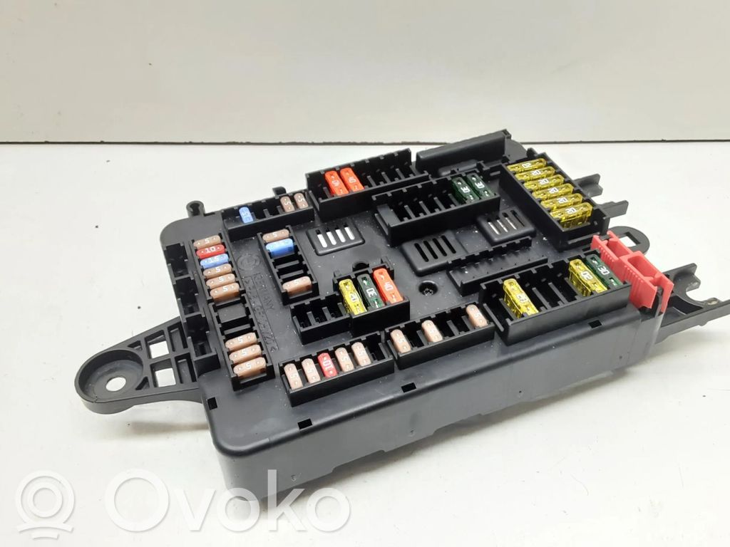 BMW 3 F30 F35 F31 Fuse module 