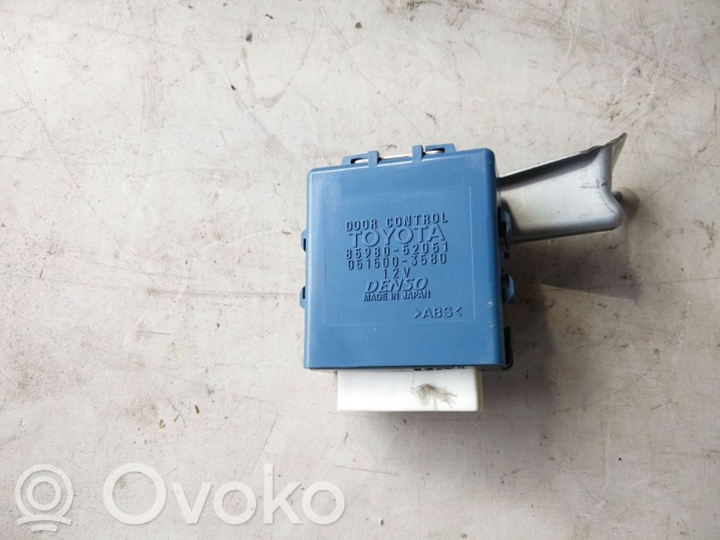 Toyota Yaris Verso Door central lock control unit/module 