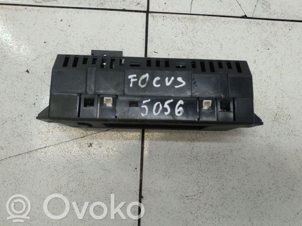 Ford Focus Ekrāns / displejs / mazais ekrāns 