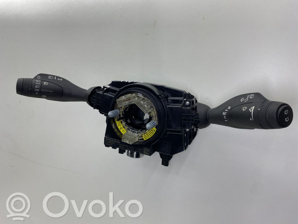 Volvo XC90 Wiper turn signal indicator stalk/switch 