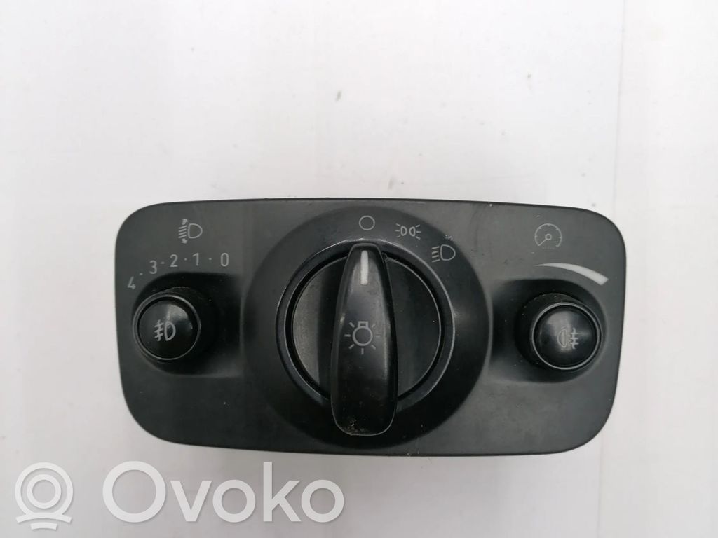 Ford Mondeo MK IV Light switch 