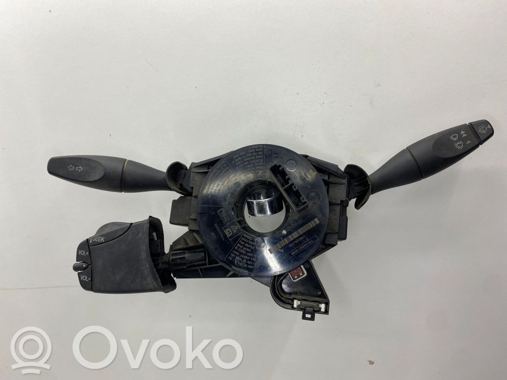Ford Focus Wiper turn signal indicator stalk/switch 