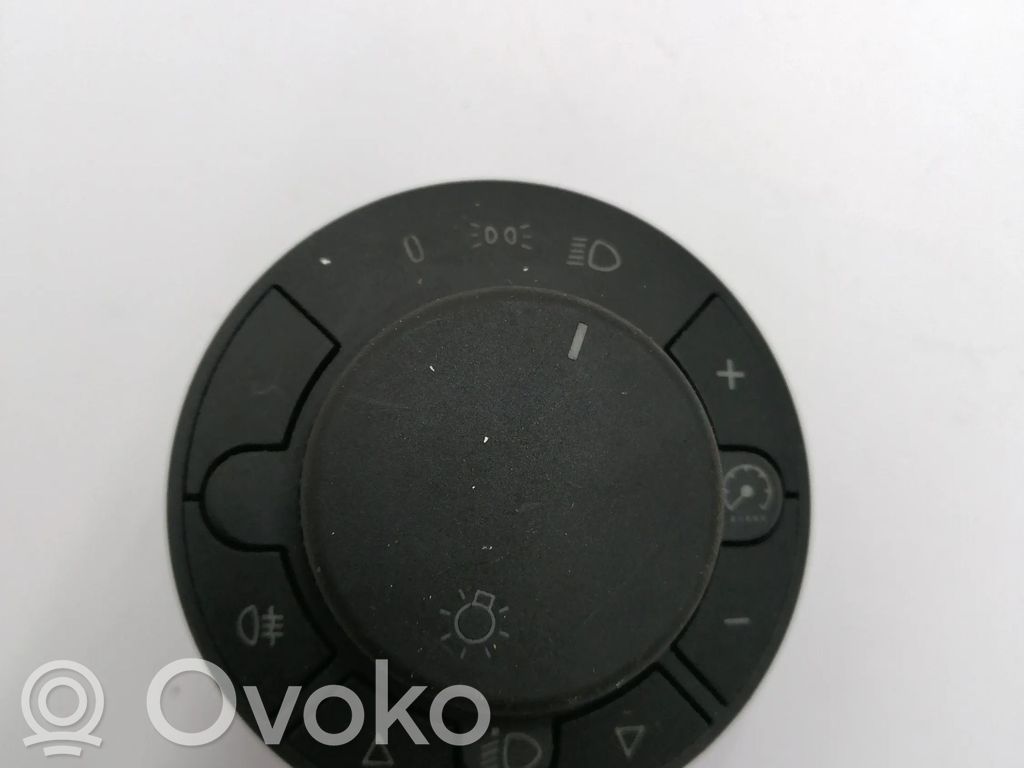 Opel Corsa D Light switch 