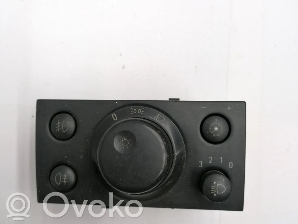 Opel Vectra C Light switch 