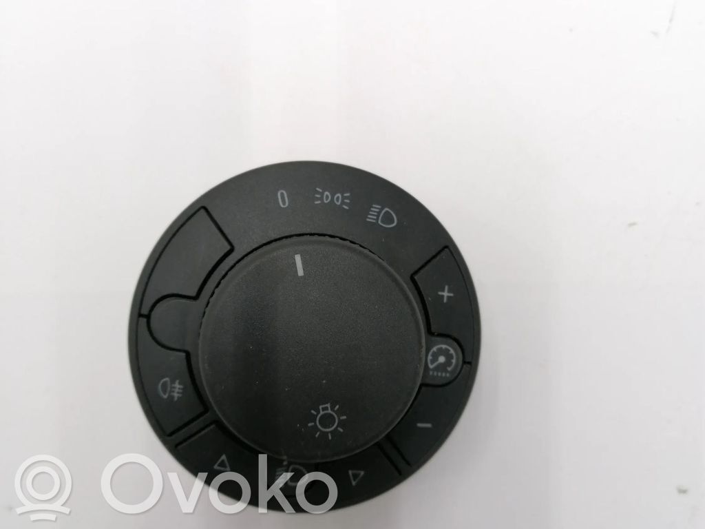 Opel Corsa D Light switch 