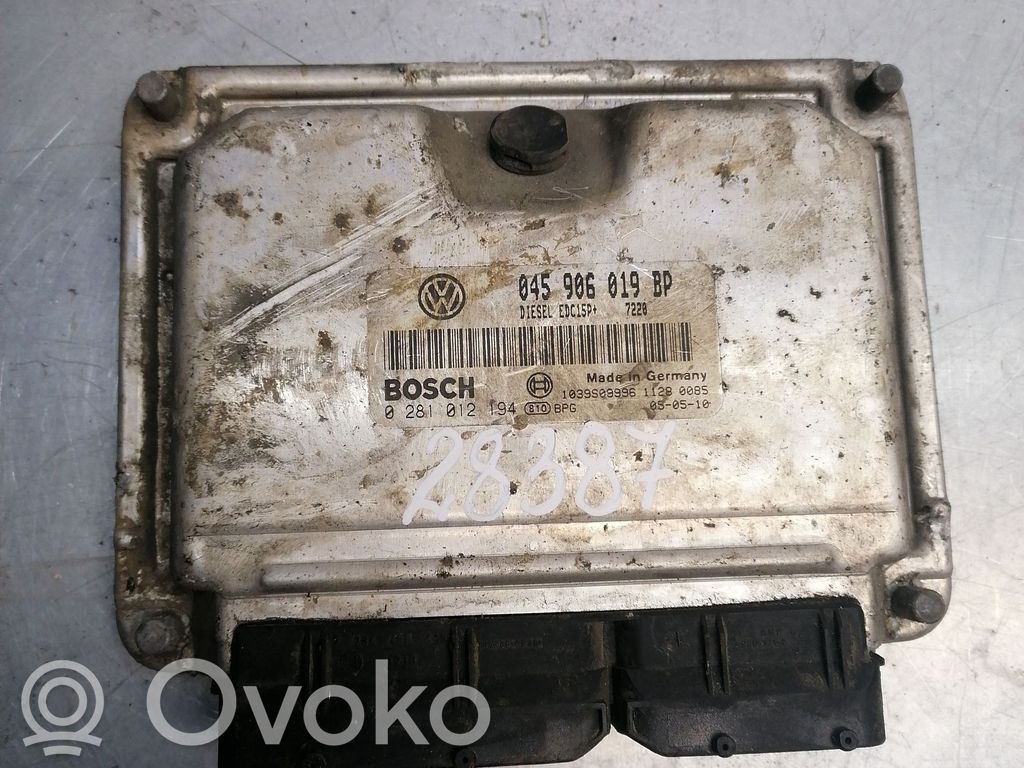 Volkswagen Polo IV 9N3 Engine control unit/module 