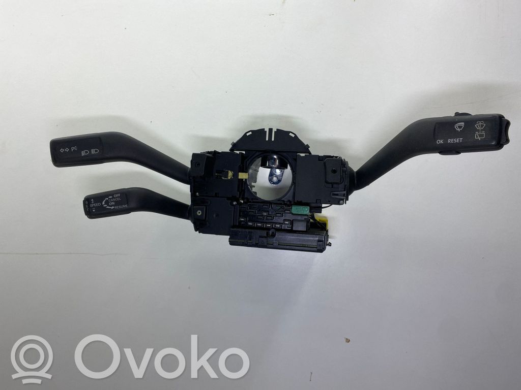 Volkswagen PASSAT B6 Interruptor/palanca de limpiador de luz de giro 