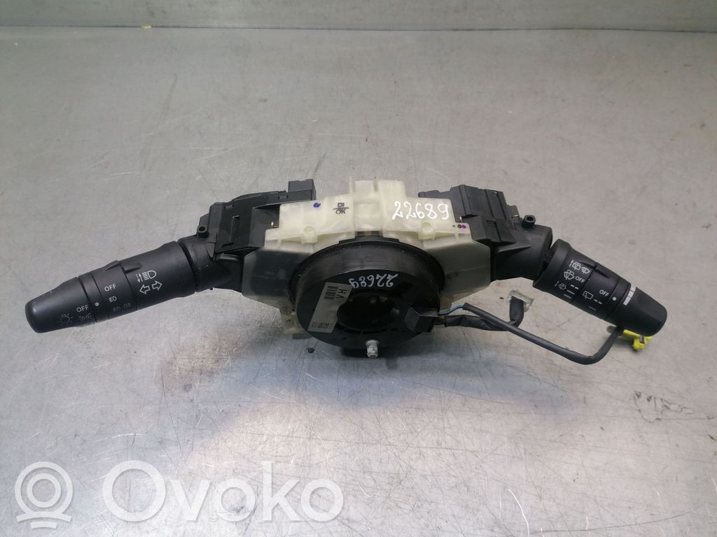 Nissan Primera Wiper turn signal indicator stalk/switch 