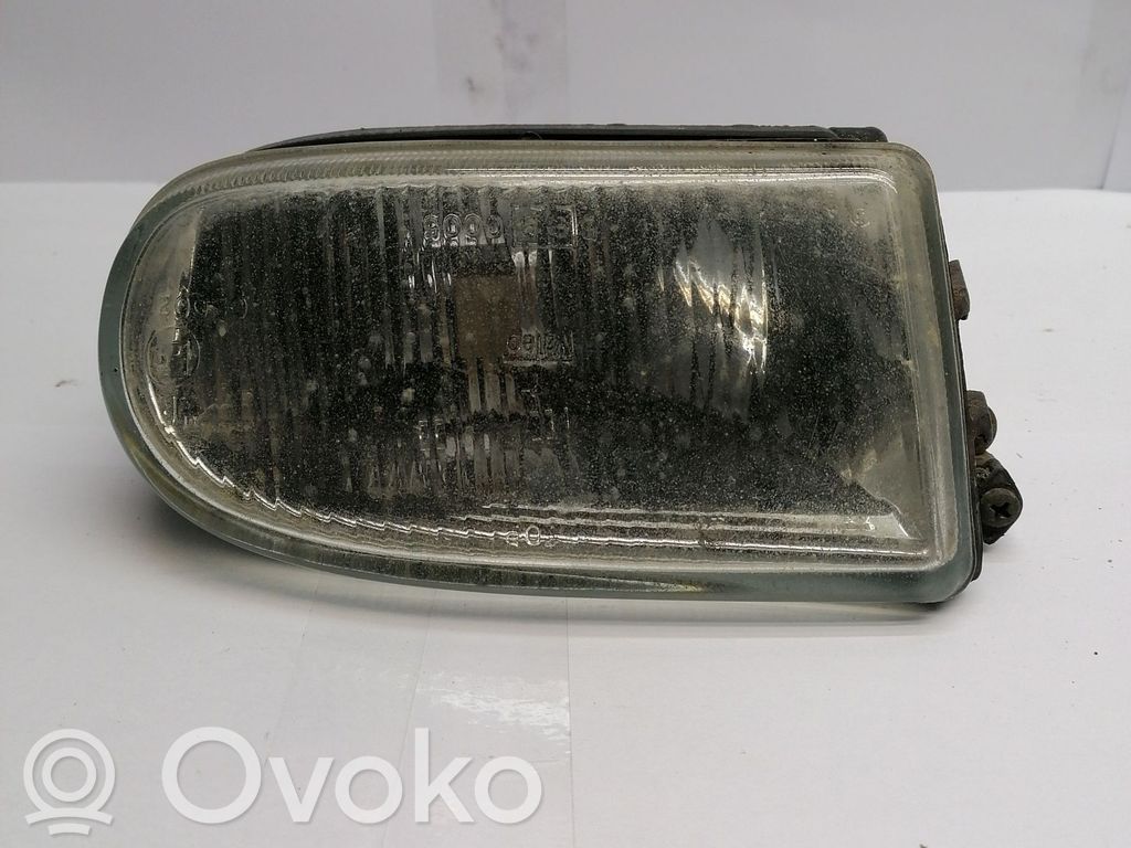 Renault Laguna I Miglas lukturis priekšā 
