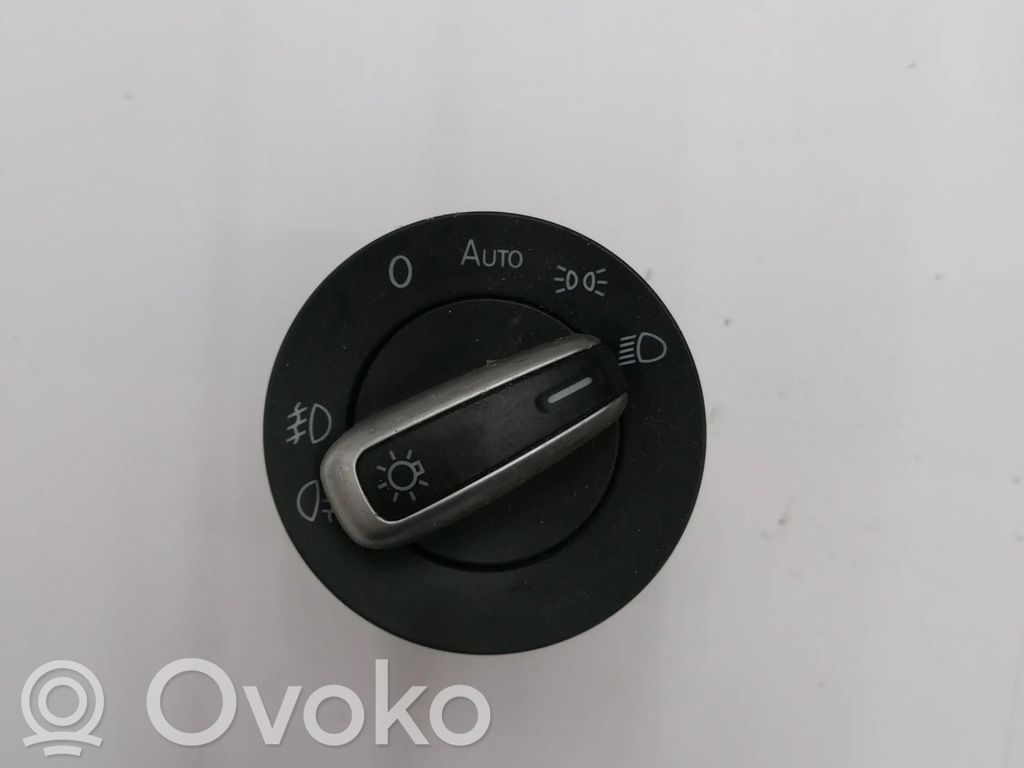 Volkswagen PASSAT B7 Light switch 