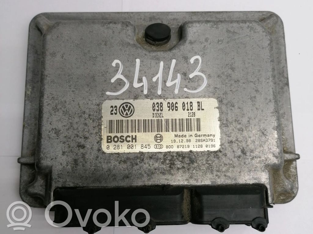 Volkswagen Golf IV Engine control unit/module 