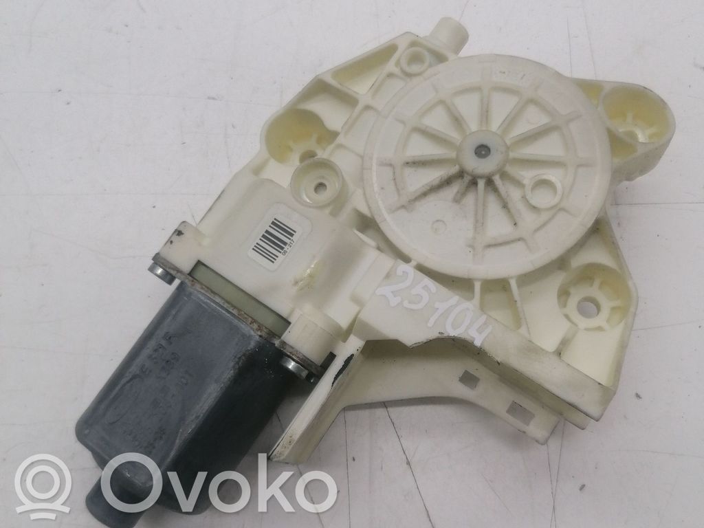 Ford Focus Etuoven ikkunan nostomoottori 