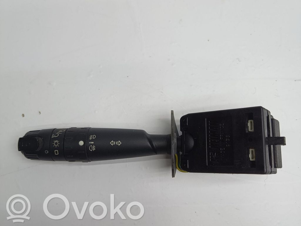 Peugeot 607 Indicator stalk 