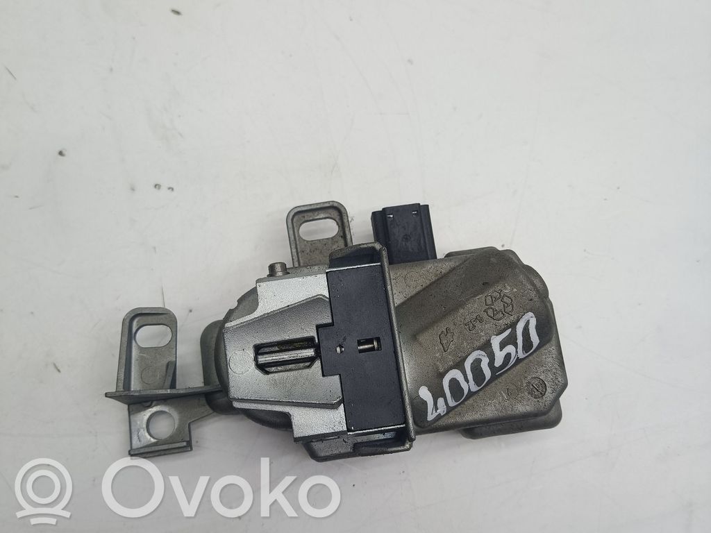 Volvo V50 Steering wheel lock 