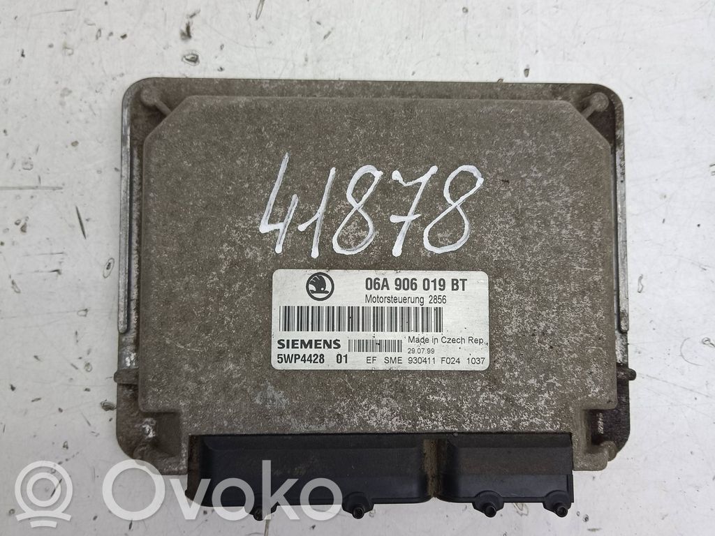 Skoda Octavia Mk1 (1U) Engine control unit/module 