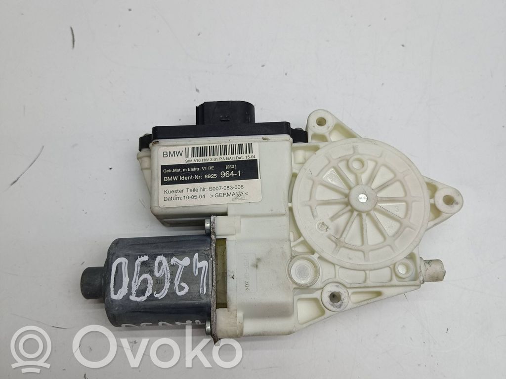 BMW X3 E83 Front door window regulator motor 